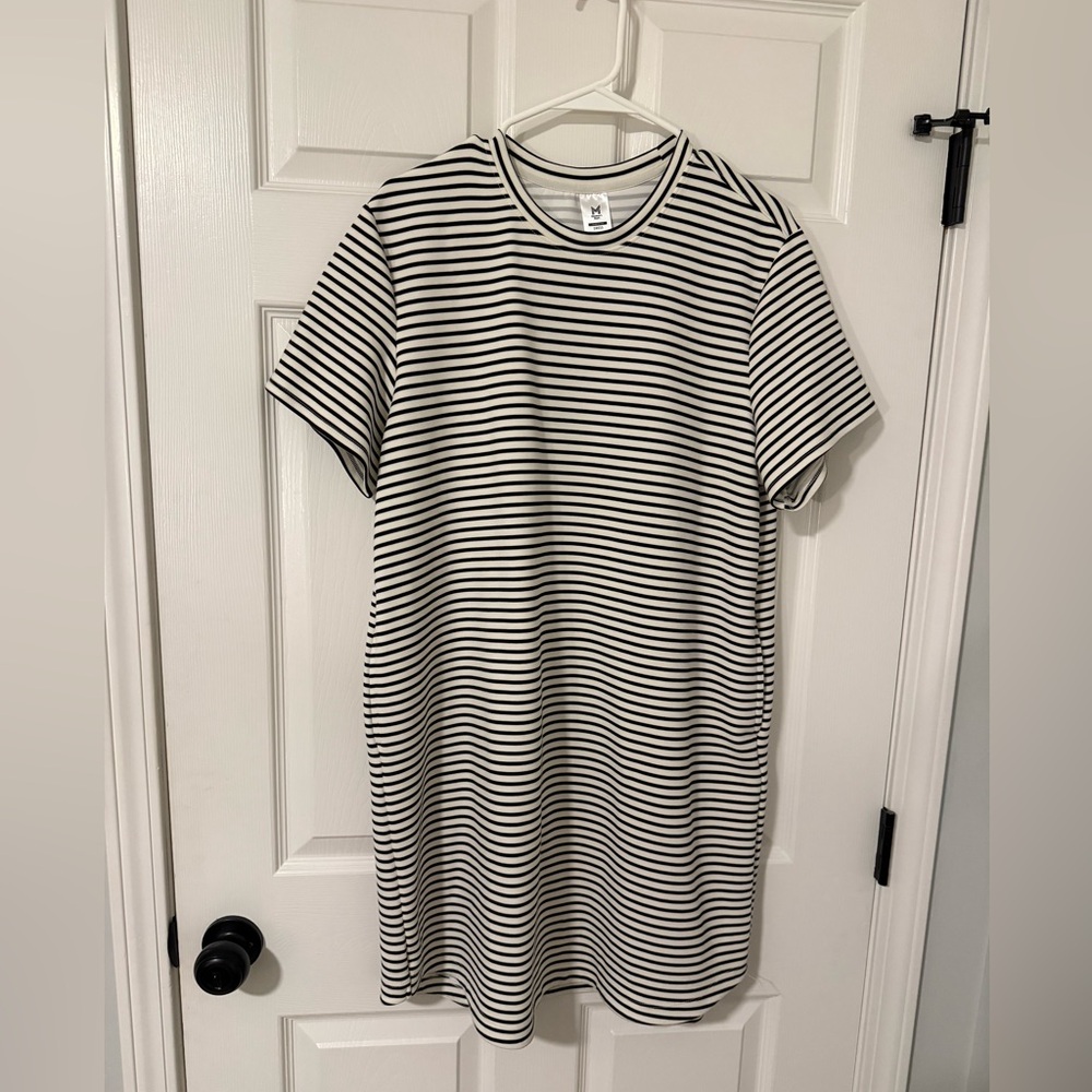 💚BOGO- Black and White Striped Dress